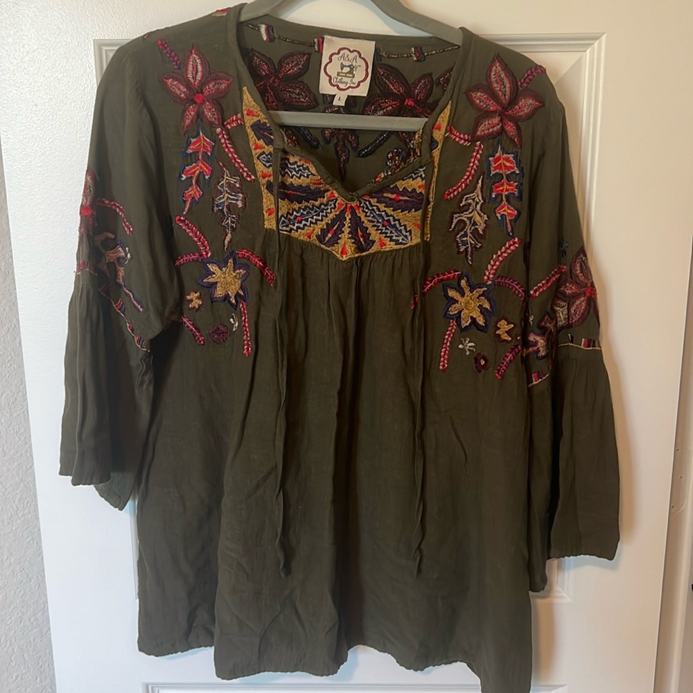 A&A Clothing Inc Embroidered 3/4 Sleeve Top